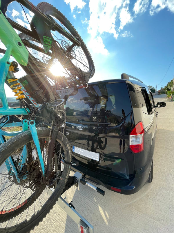 VERTICAL BIKE RACK - 4 Bicycles